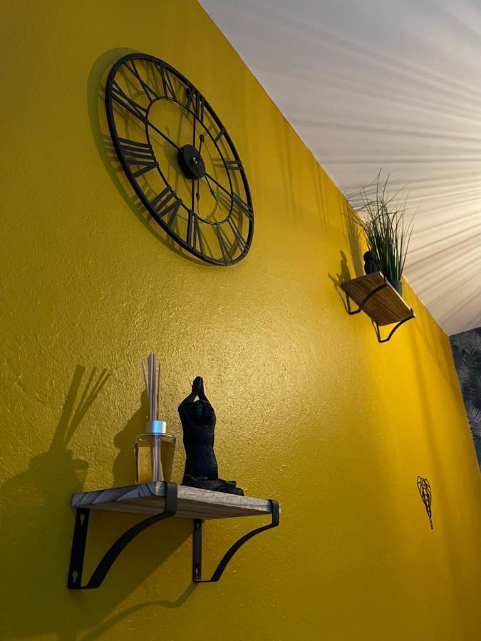 Jungle Room Romans-sur-Isère Dış mekan fotoğraf